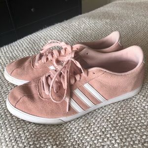 EUC Adidas Pink Sneakers Women’s 10